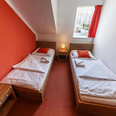 Wellness Hotel Hukvaldy Polopenze A Wellness V Cene Příbor Екстериор снимка